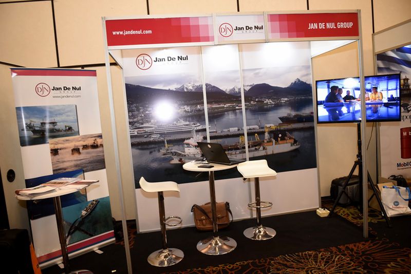 stand2